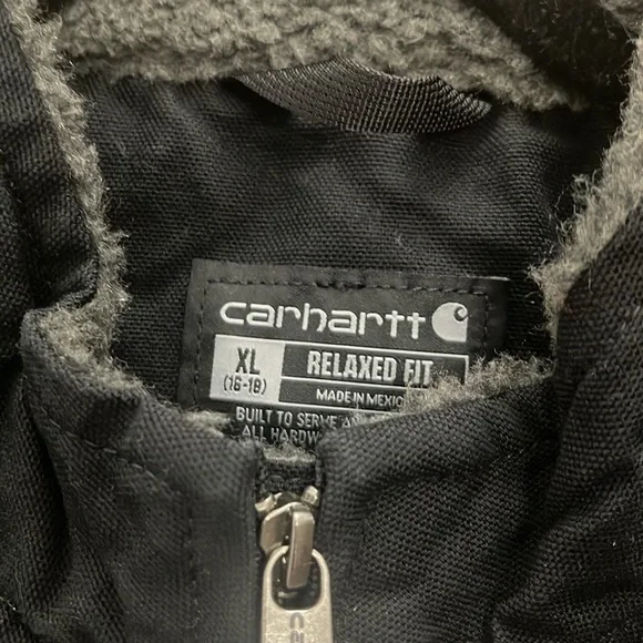 Carhartt Black Women's Vest - Picture 10 of 15